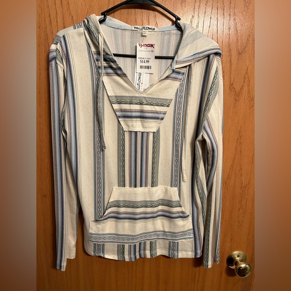 Wallflower Tops - NWT Hooded‎ Top